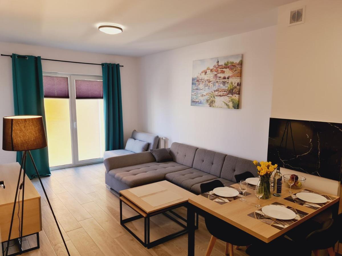 5D Apartamenty Fredry 2/36 Kolobrzeg Bagian luar foto
